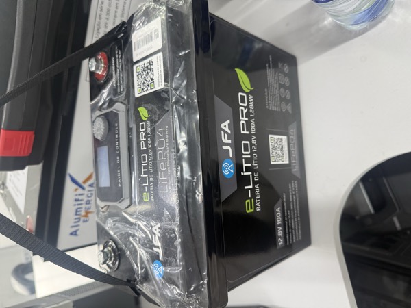 Alumifix-12.8v100ah.HEIC 12.8V 100Ah (LiFePO4)